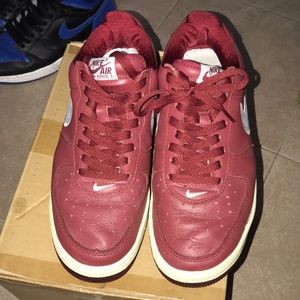 Nike Air Force 1 Low “Crimson” 2001